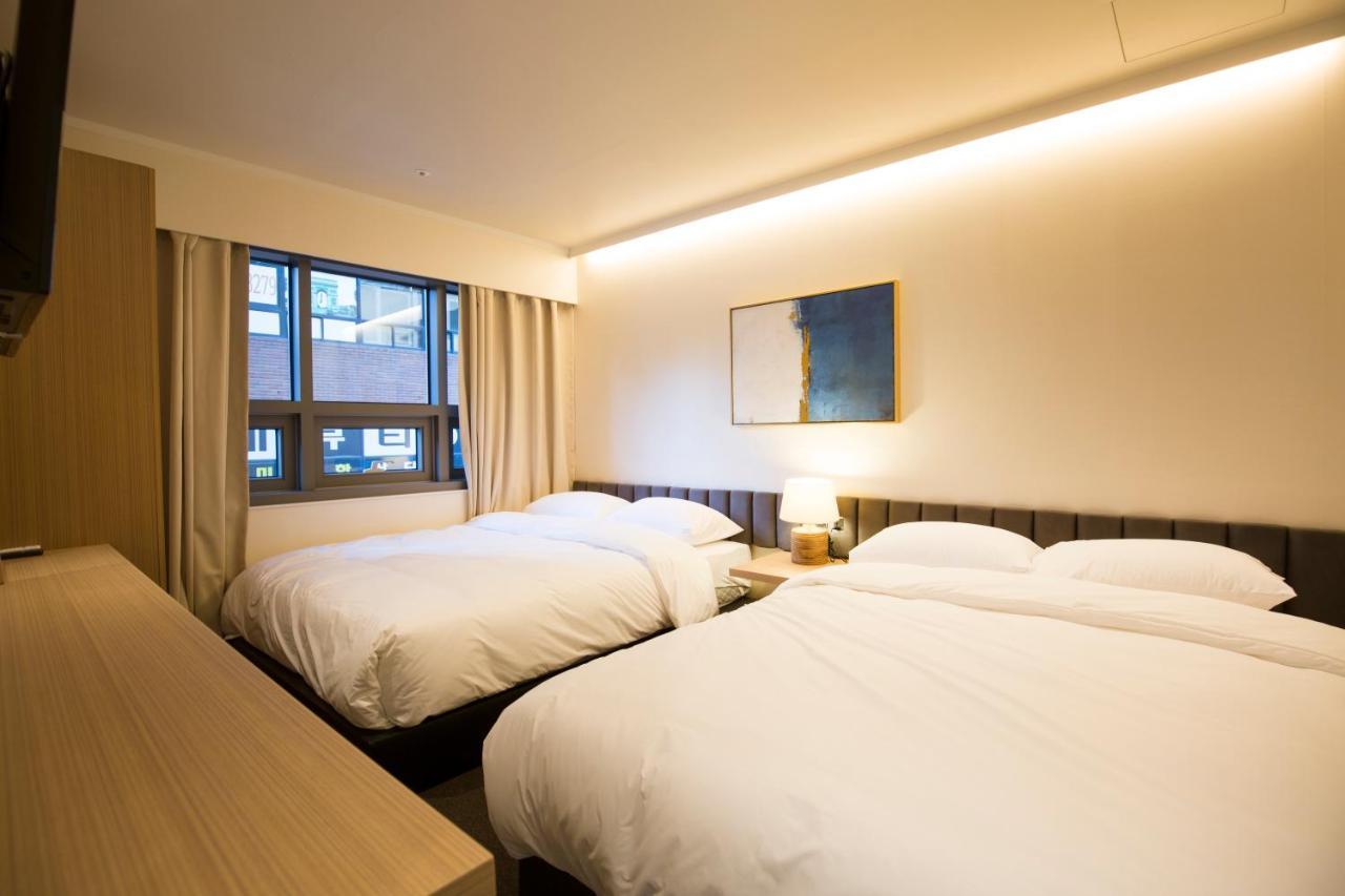 Uh Suite The Jongno Seoul Exteriör bild