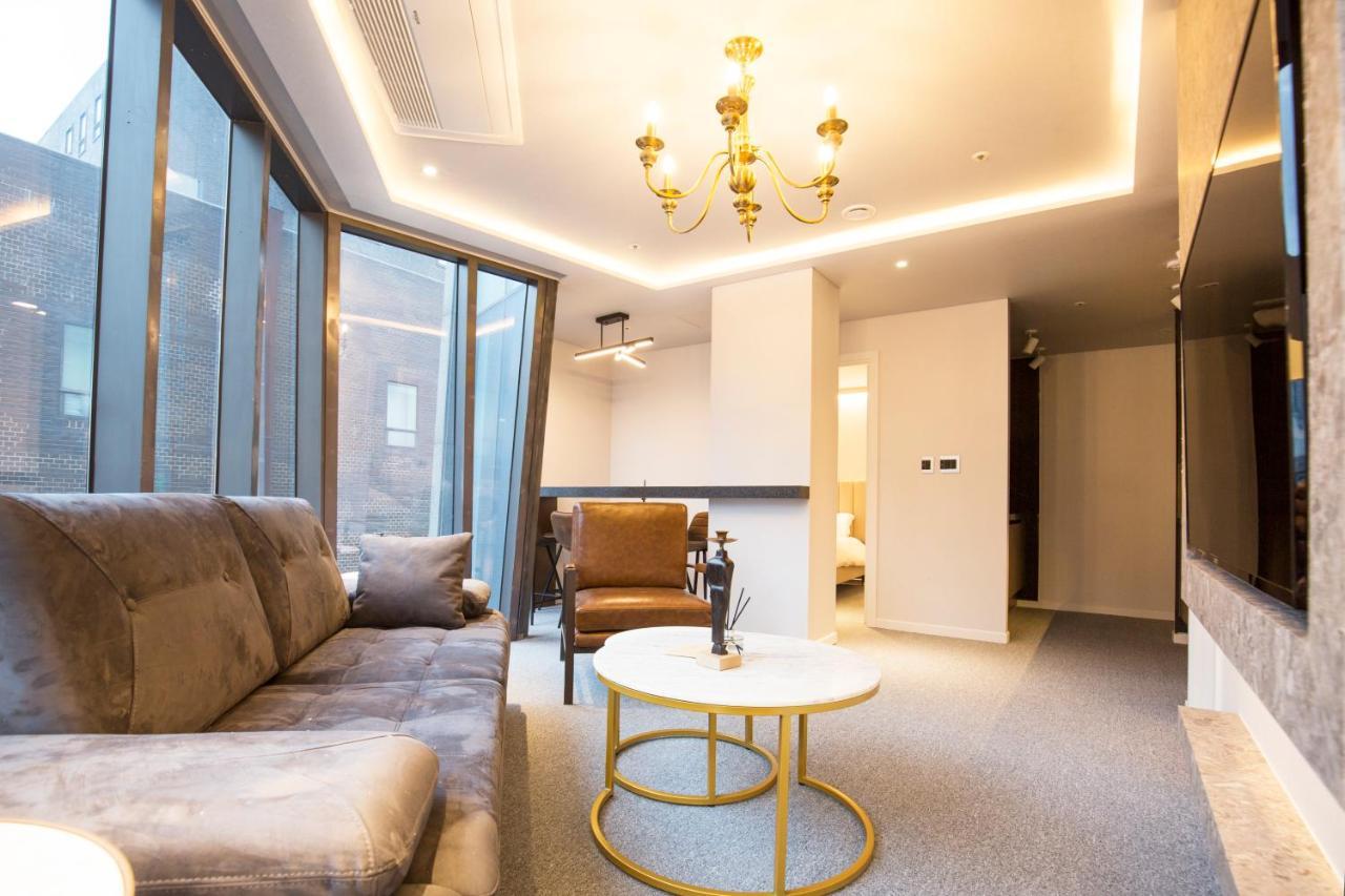Uh Suite The Jongno Seoul Exteriör bild
