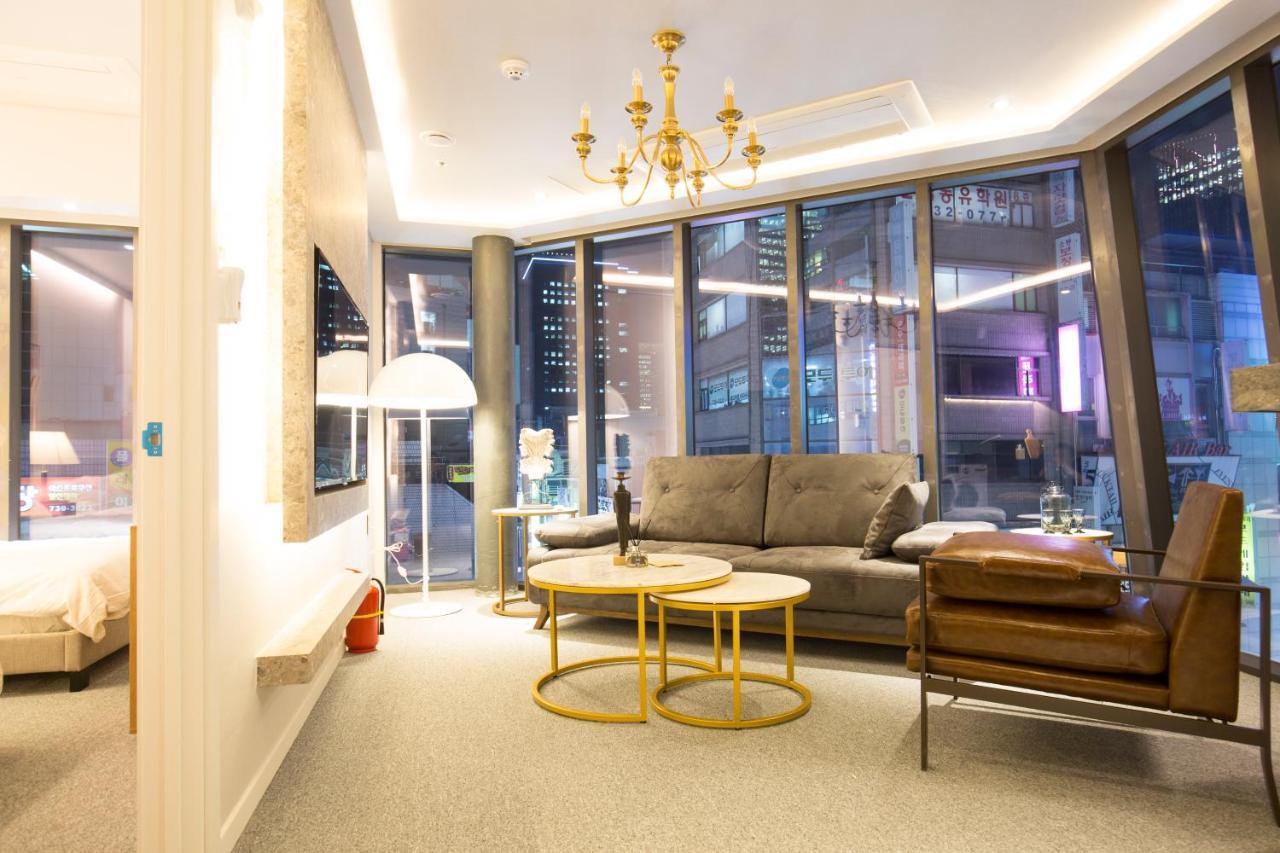 Uh Suite The Jongno Seoul Exteriör bild