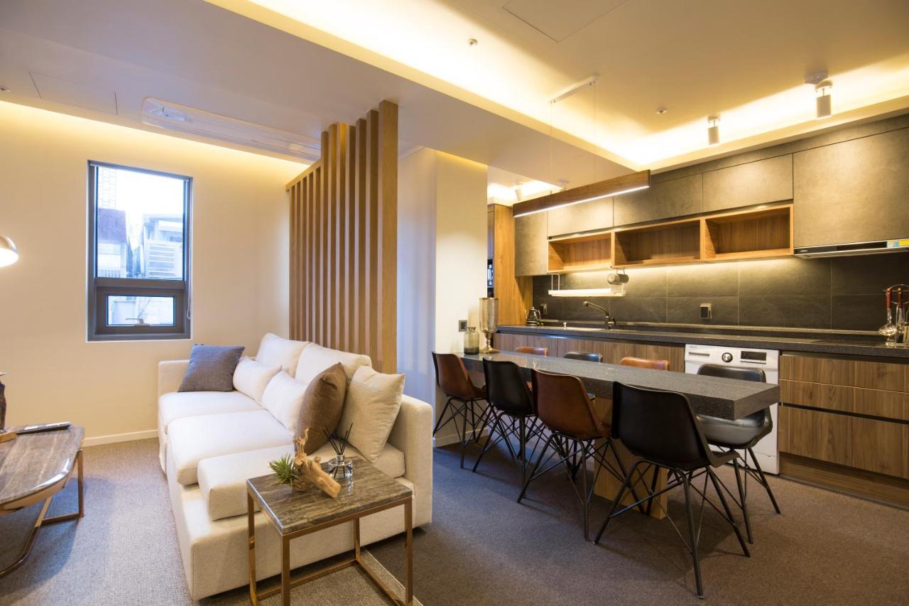 Uh Suite The Jongno Seoul Exteriör bild